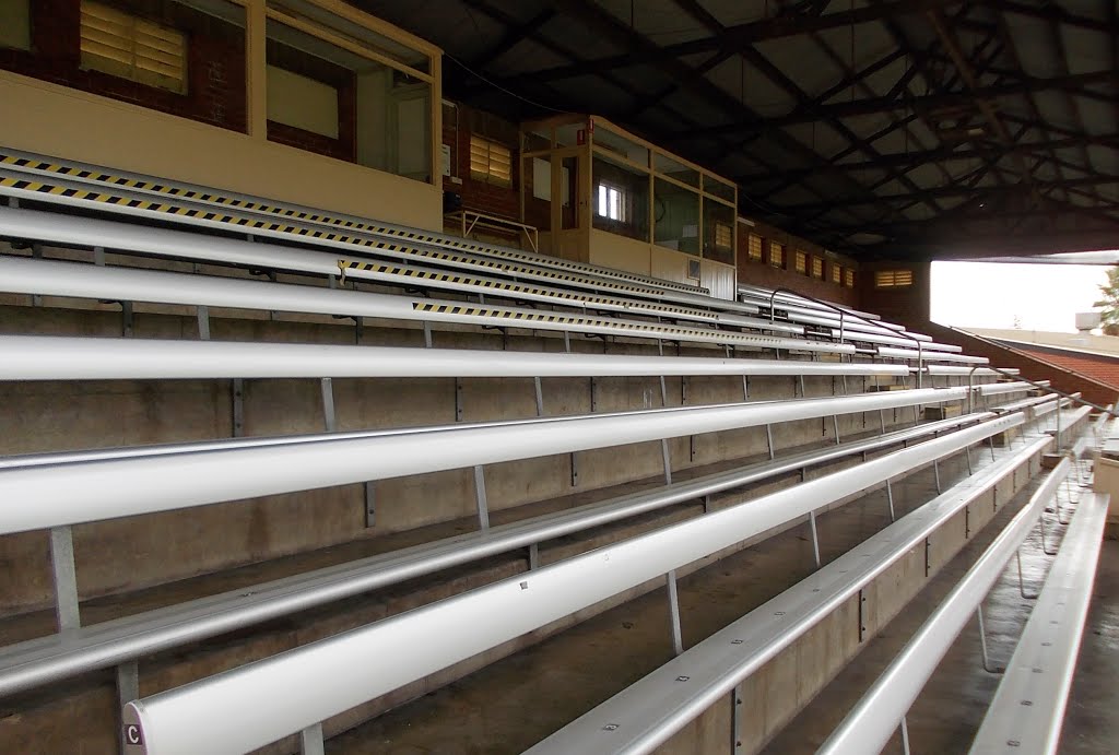 Public stand with announcers' boxes by Phaedrus Fleurieu