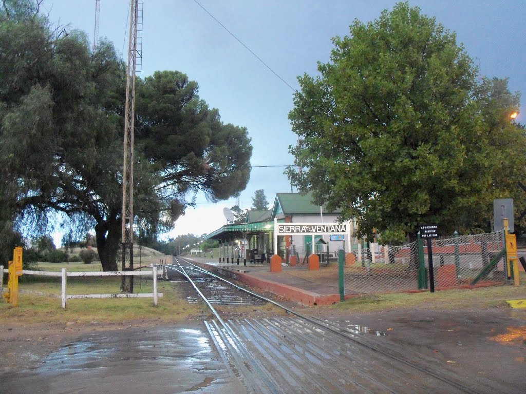 Estación de Sierra de la Ventana. by Julio de Ramos