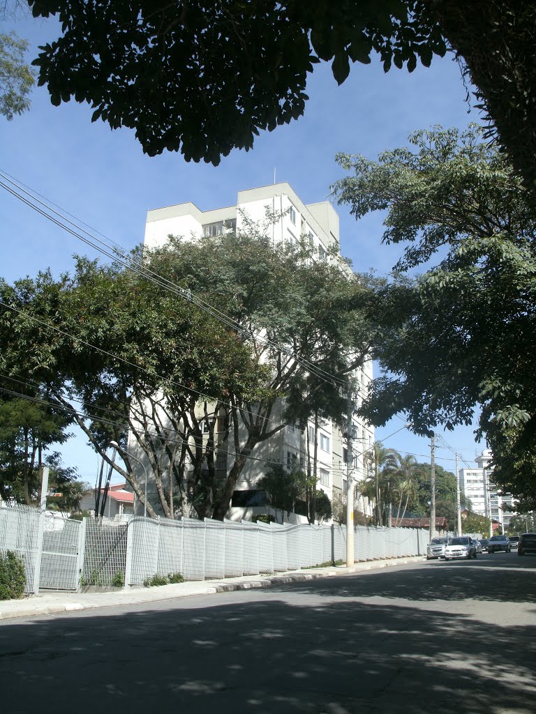 Rua Eduardo Vicente Nasser by CORRETOR-CARVALHO