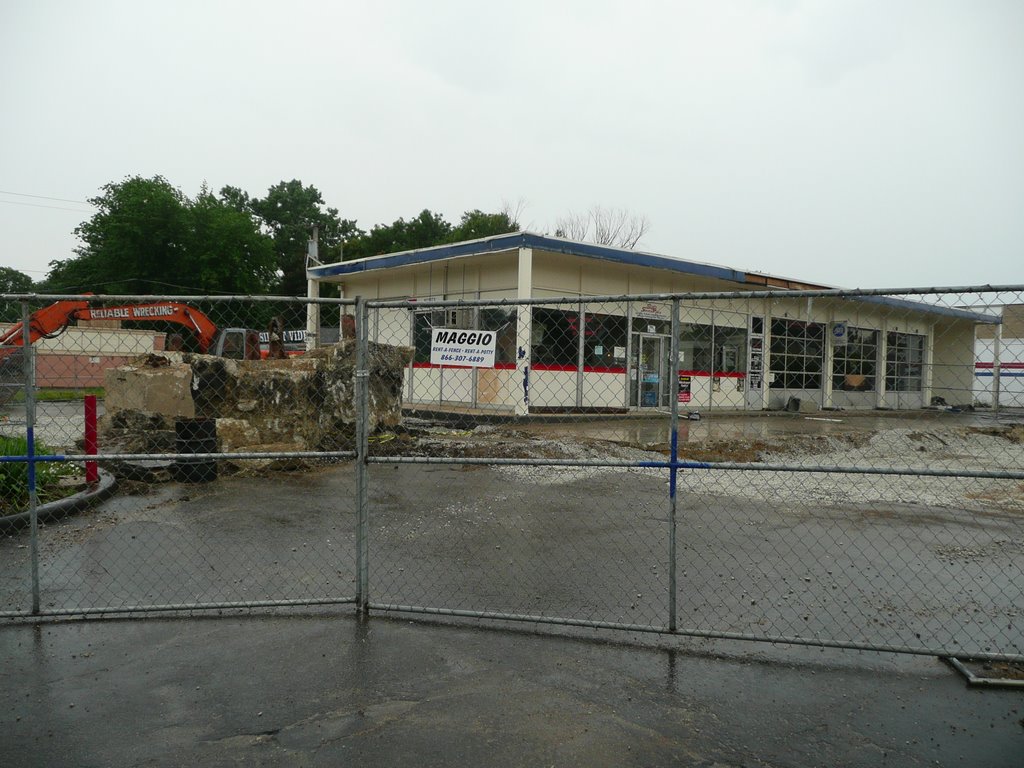 Torn down gas station by mhawk413