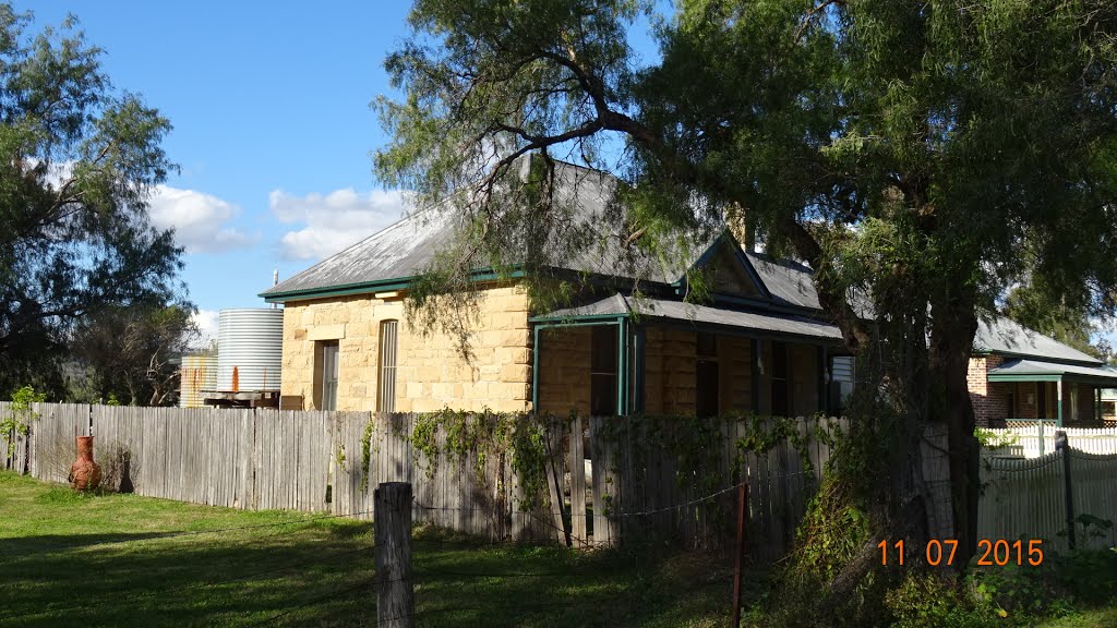 Jerrys Plains - Police Station Residence - 2015-07-11 by Gary Edwards