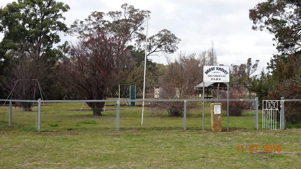 Wollar - Harry Harvey Memorial Park - 2015-07-11 by Gary Edwards