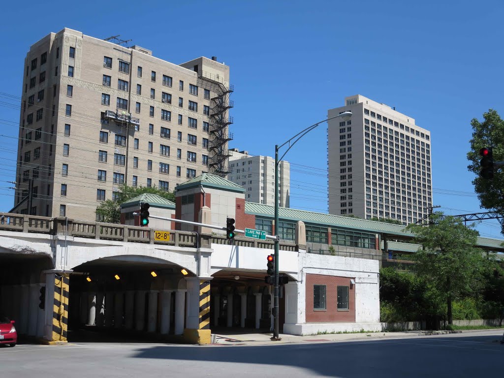 Metra 51st/53rd Street (Hyde Park) Station, GLCT by Robert Maihofer II