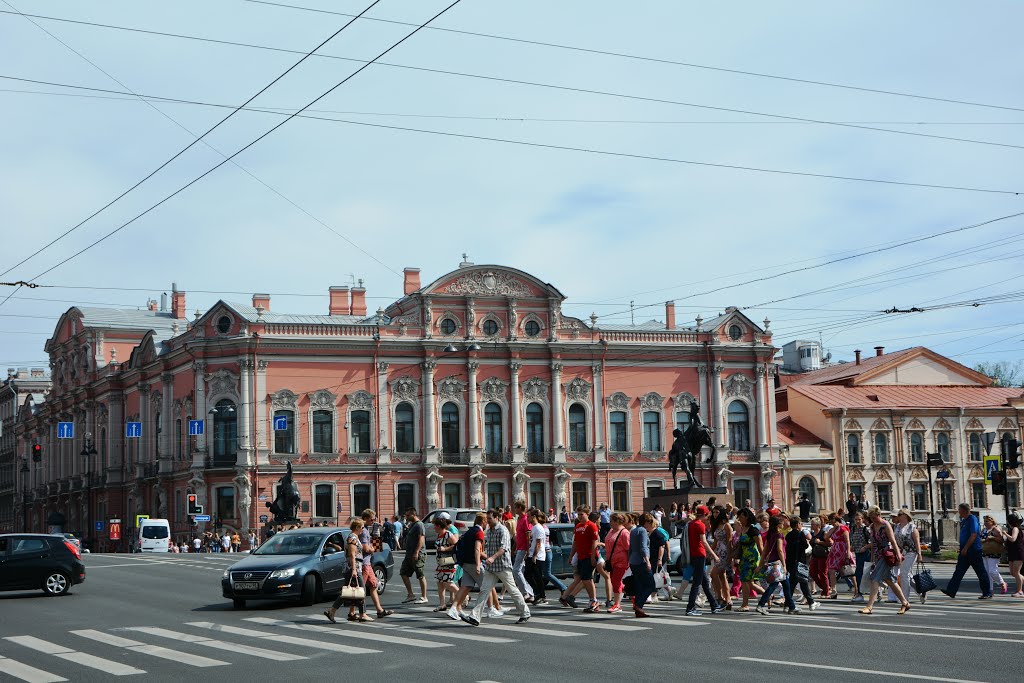 Tsentralny District, St Petersburg, Russia by Kurt Jung