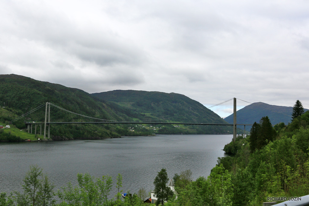 Gullfjellet, Bergen, Norway by Richard Lozin