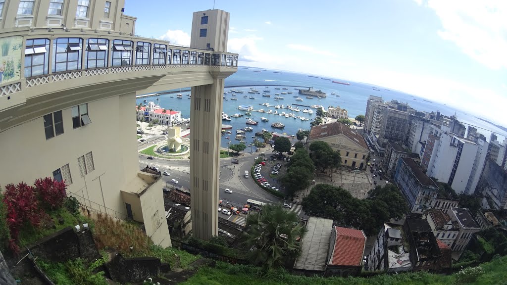 Comercio, Salvador - BA, Brazil by pedaladventure