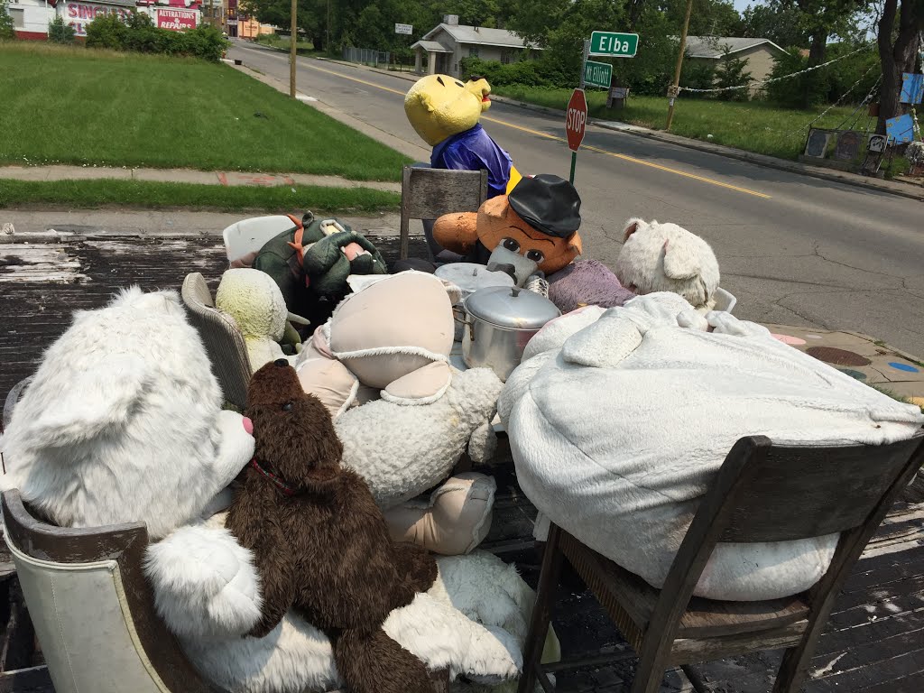 The Heidelberg Project by Brendan Gutenschwage…