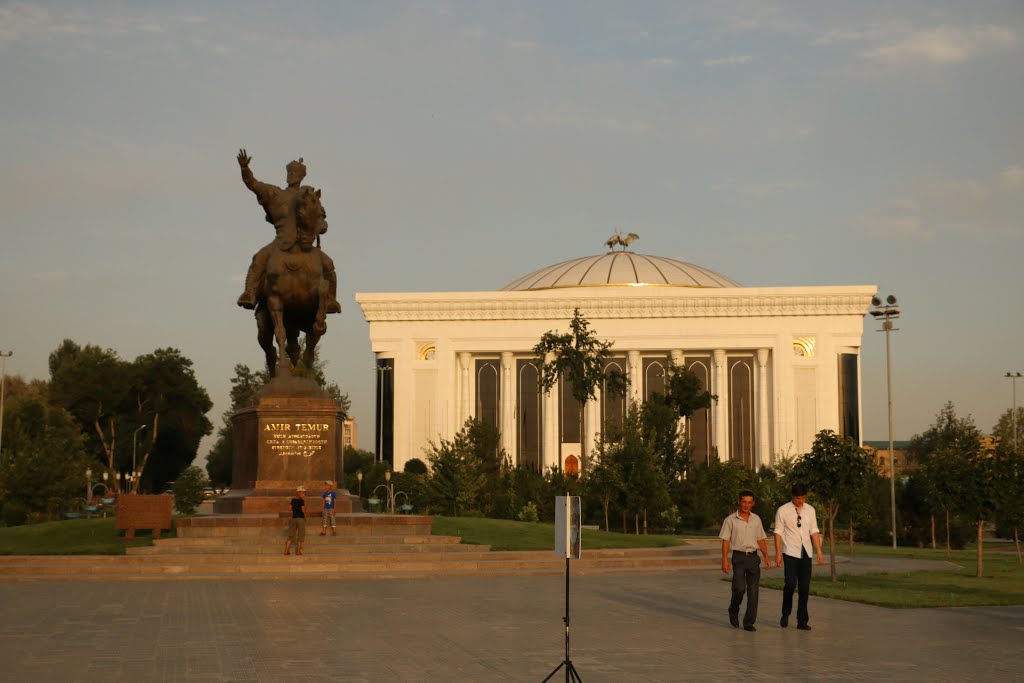 Yunusabad District, Tashkent, Uzbekistan by Yerke Baitokayeva