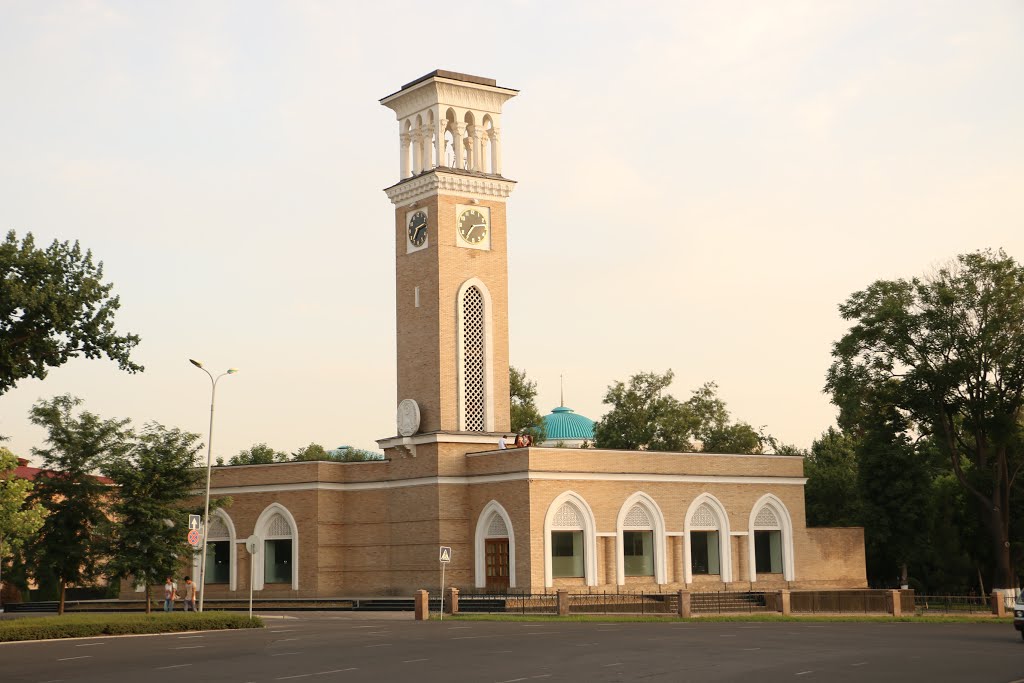 Yunusabad District, Tashkent, Uzbekistan by Yerke Baitokayeva