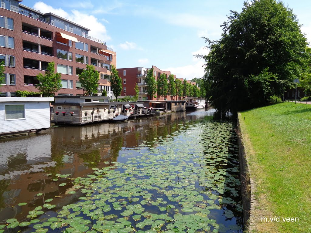 Woonboaten by maurice van der veen