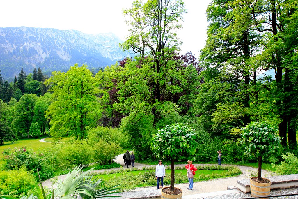 Bayern. Linderhof by Igor Lazarevich