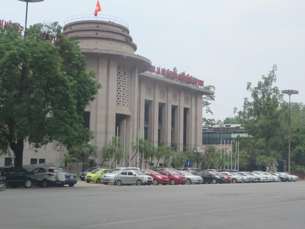 Lý Thái Tổ, Hoàn Kiếm, Hà Nội, Vietnam by Dần Lê