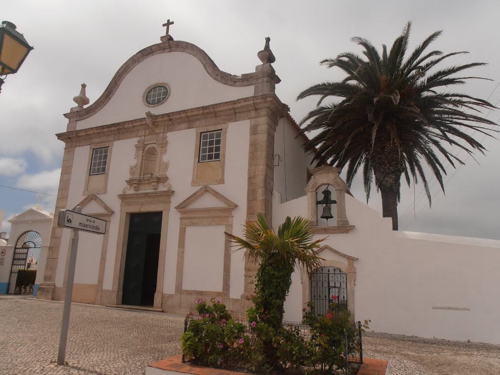 Igreja da Misericórdia by Eladio Cortizo