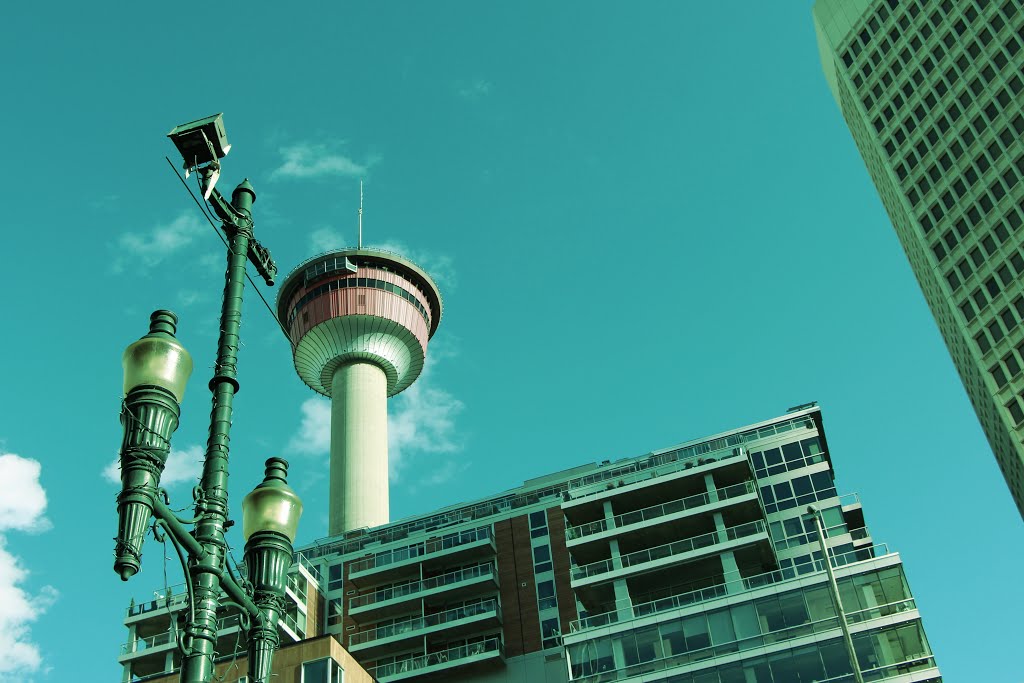 Downtown Commercial, Calgary, AB, Canada by Juan Domínguez León