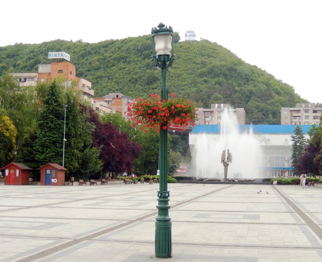 Centru - Doman, Reșița, Romania by Constantin Ciocan