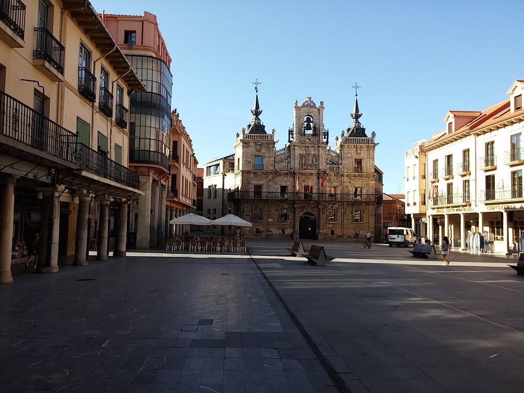 Astorga, León, Spain by Bruno Almeida