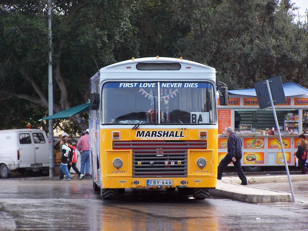 Autobús en Malta by javier herranz