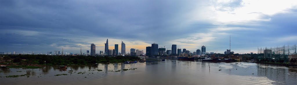 Saigon River ... by QuyTD