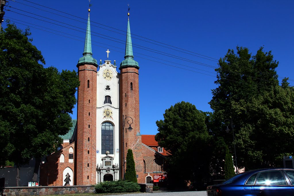 Bazylika archikatedralna w Gdańsku-Oliwie pw. Trójcy Świętej, NMP i św. Bernarda. by Lech_Darski