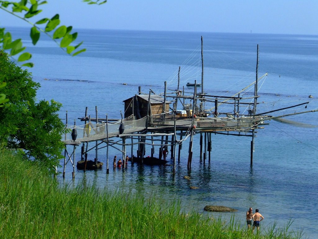 Trabocco di Fossacesia-2 by tempraak