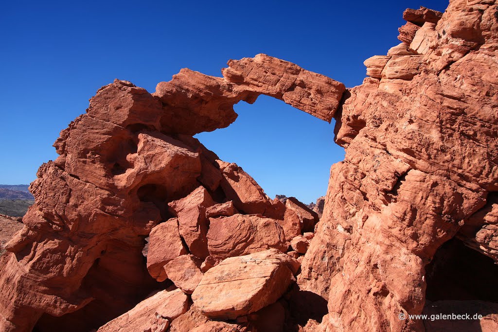 Valley of Fire State Park by Thomas Galenbeck