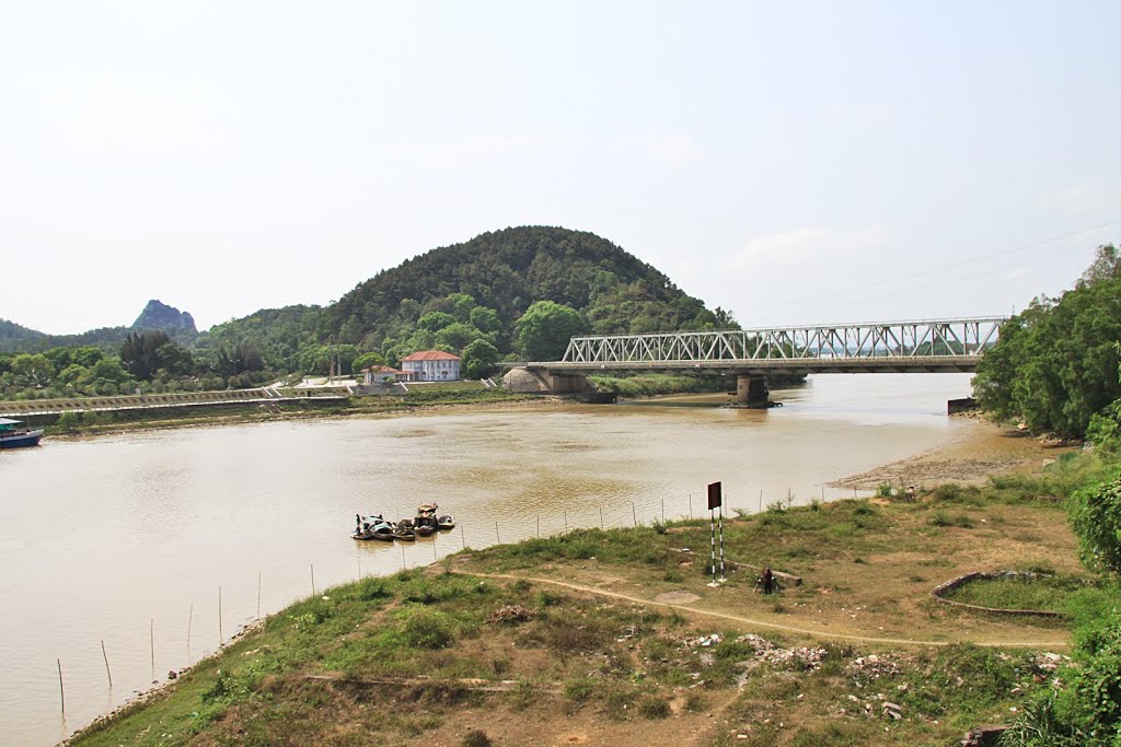 Tào Xuyên, Thanh Hóa, Thanh Hoa, Vietnam by Đăng Định