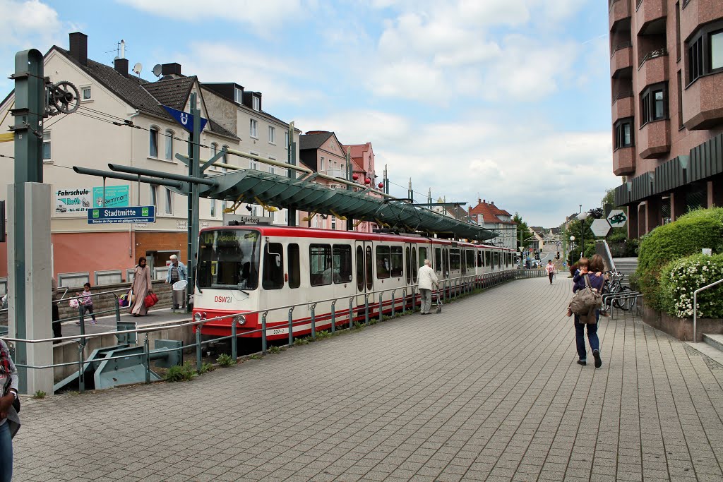 Straßenbahnhaltestelle "Aplerbeck" (Dortmund) / 27.05.2015 by Daniil Bartholomae