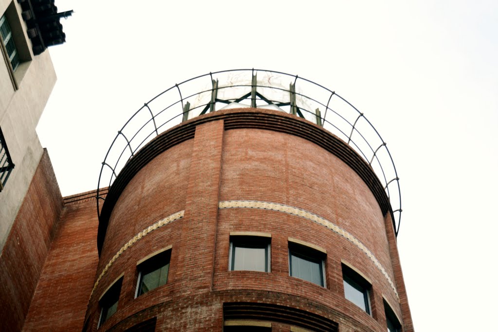 PALAU DE LA MÚSICA CATALANA by Yeagov