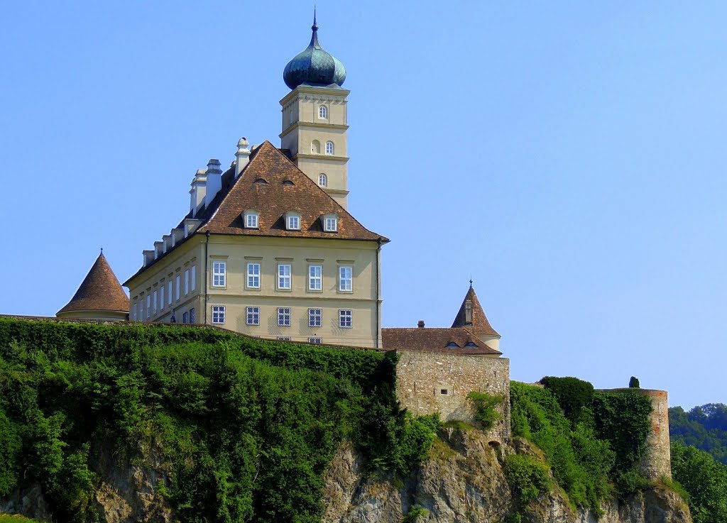 Gemeinde Schönbühel-Aggsbach, Austria by István Balás