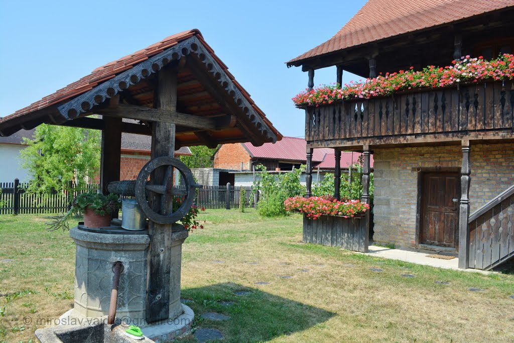 OLD Wooden house by miroslav.vajdic