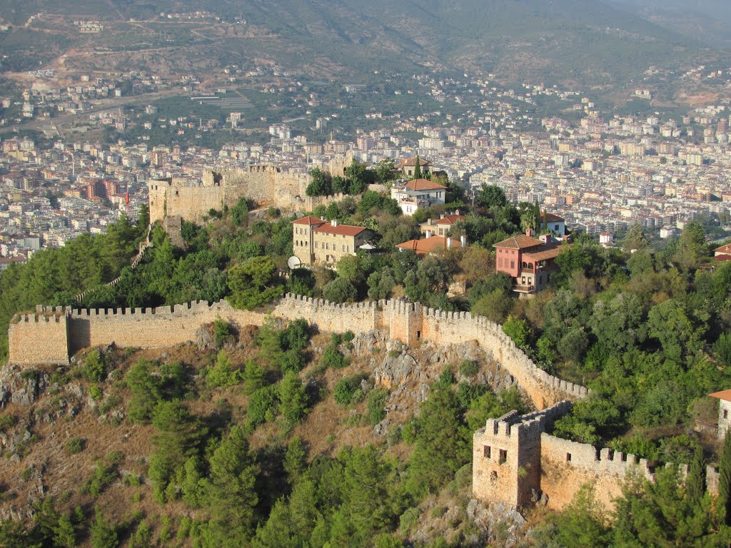 The city walls by Сергей Калиниченко