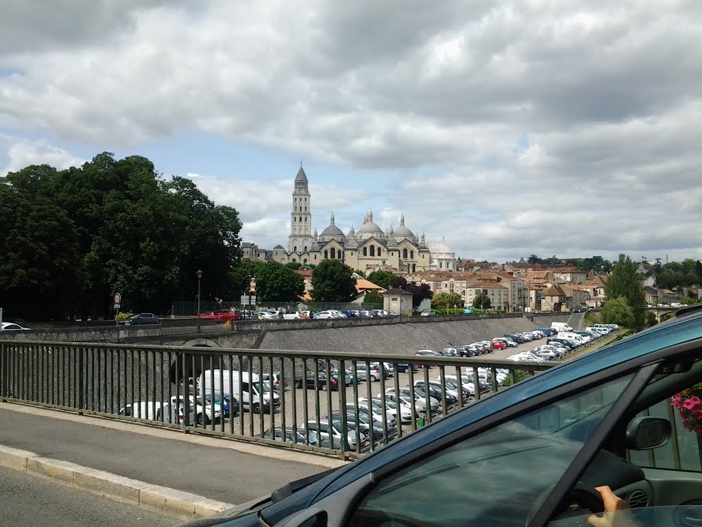 Périgueux, France by BENZEMRANE Hacene