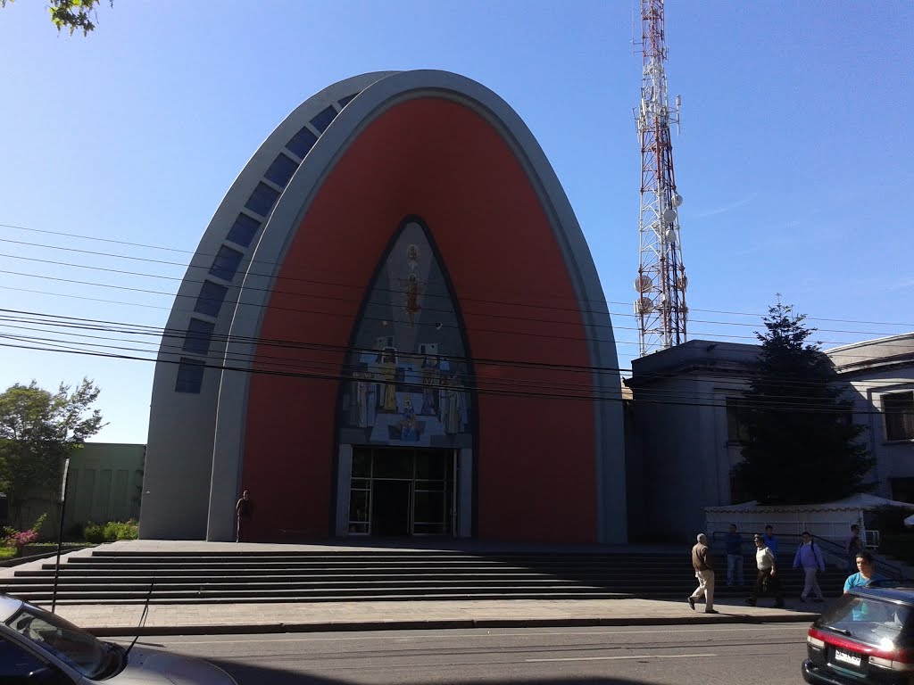 Catedral de Chillán by Fernando Aranda Frag…