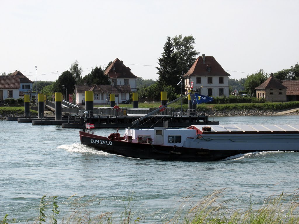 Blick über den Rhein nach Frankreich by Baden de