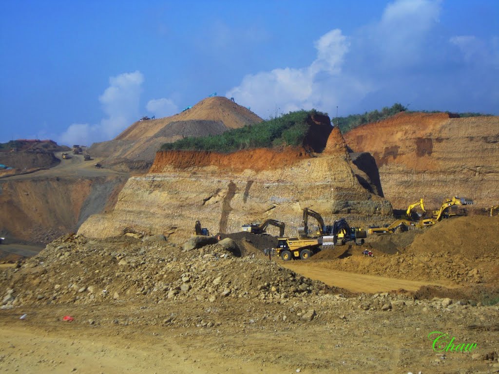 Hpakant Jade Land , Kachin State,Myanmar.(Photo by-Chaw) by Nang  Khon thi