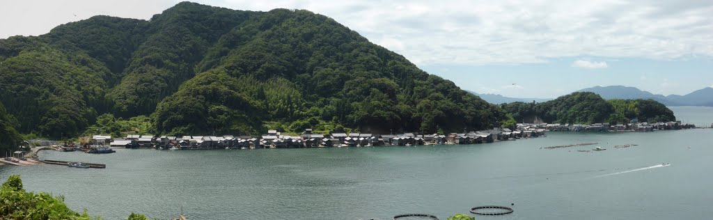 伊根の舟屋群 Ine boathouses by 神崎裕