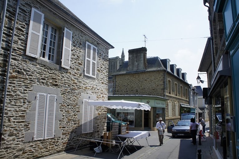 Rue du Port, 35260 Cancale, France by Paul HART