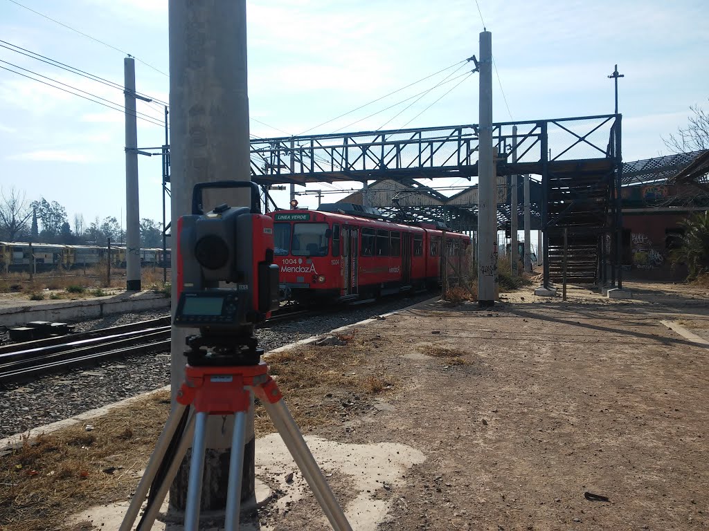 ESTACION MENDOZA by OSCAR MIGUEL NUÑEZ