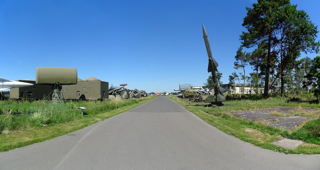 Berlin Luftwaffenmuseum der Bundeswehr ,2015-07-01. Germany by ‫יוסף אבן כסף‬‎