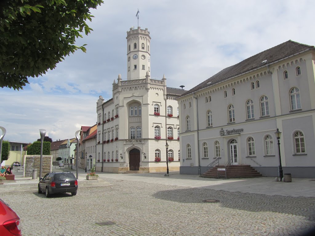 Rathaus Meuselwitz by gerdb