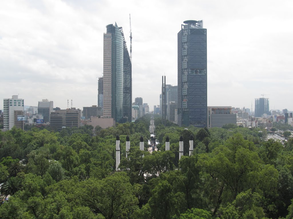 Bosque de Chapultepec I Secc, Ciudad de México, D.F., Mexico by gevalero1