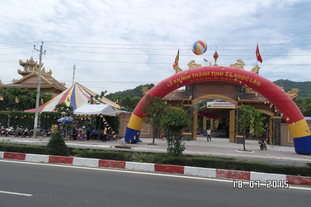 Long Hải, Long Điền, Ba Ria - Vung Tau, Vietnam by Lam Tr Th