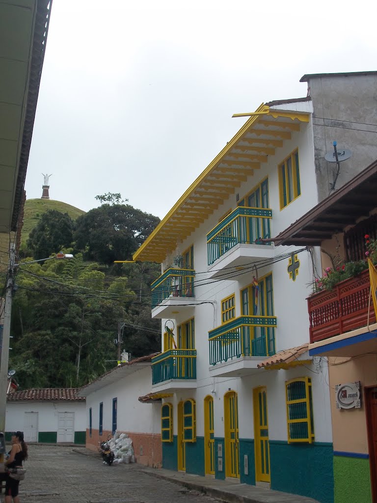 Calles de Jerico - Cerro Cristo Rey by Juan Ramirez