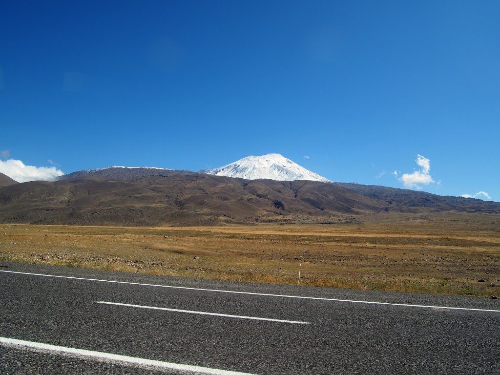 Mount Ararat - 2014.09 by rheins