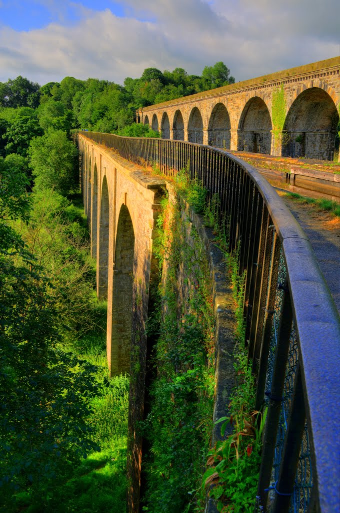 CHIRK AQUEDUCT & RAILWAY VIADUCT, CEIRIOG VALLEY, CHIRK, WALES. by CHRIS NEWMAN