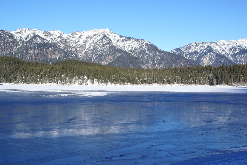 Eibsee im Winter by nusskiller