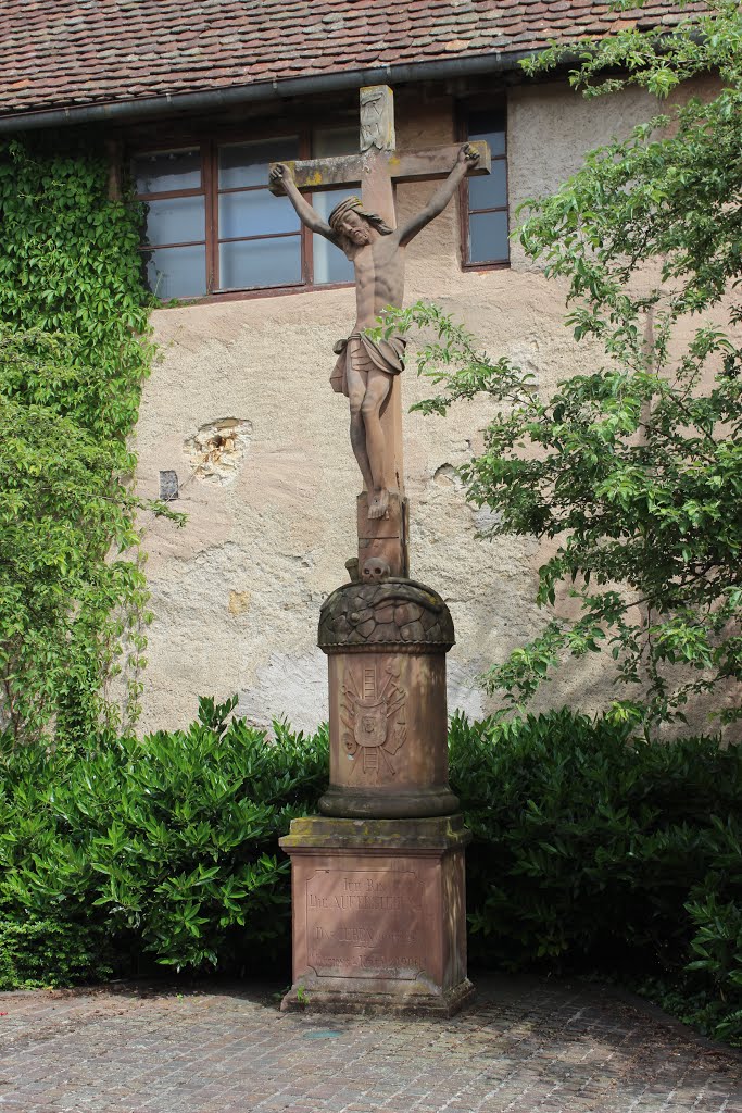 Mittelbergheim - Rue de l'Oberberg - Crucifix by Kessel Luc