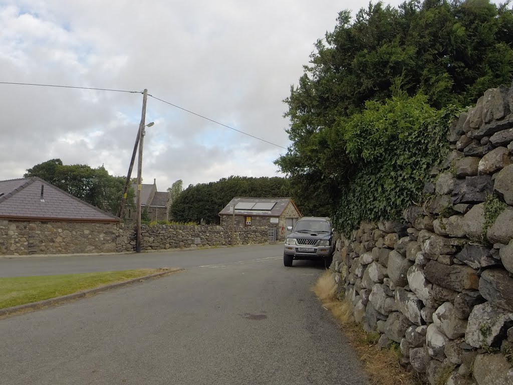 Llanllechid, UK by Alan C. Bonnici