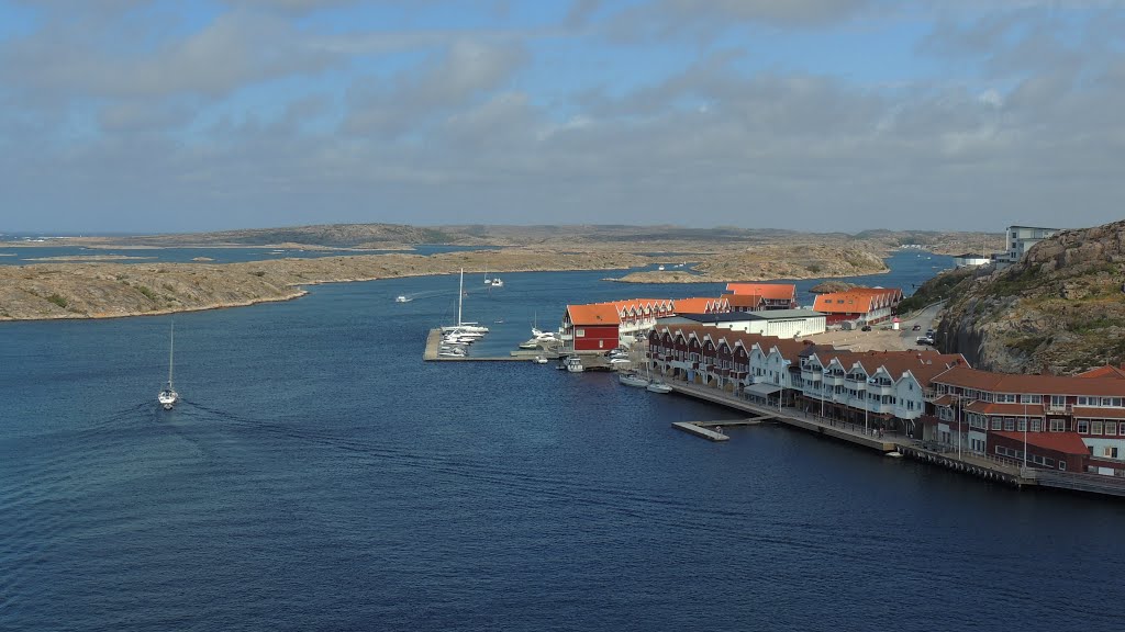 Kungshamn, Bohuslän, 19/7 2015. by Rinaldo Svitjod