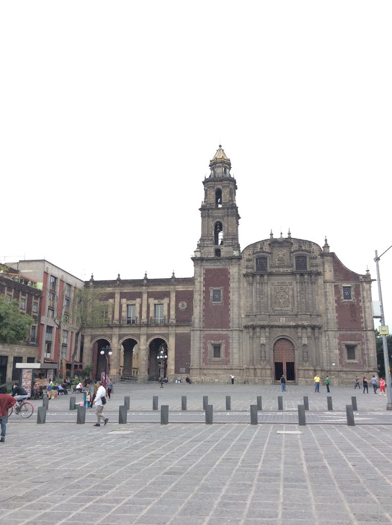 Centro Histórico, Centro, Ciudad de México, D.F., Mexico by Pedro Cabrera